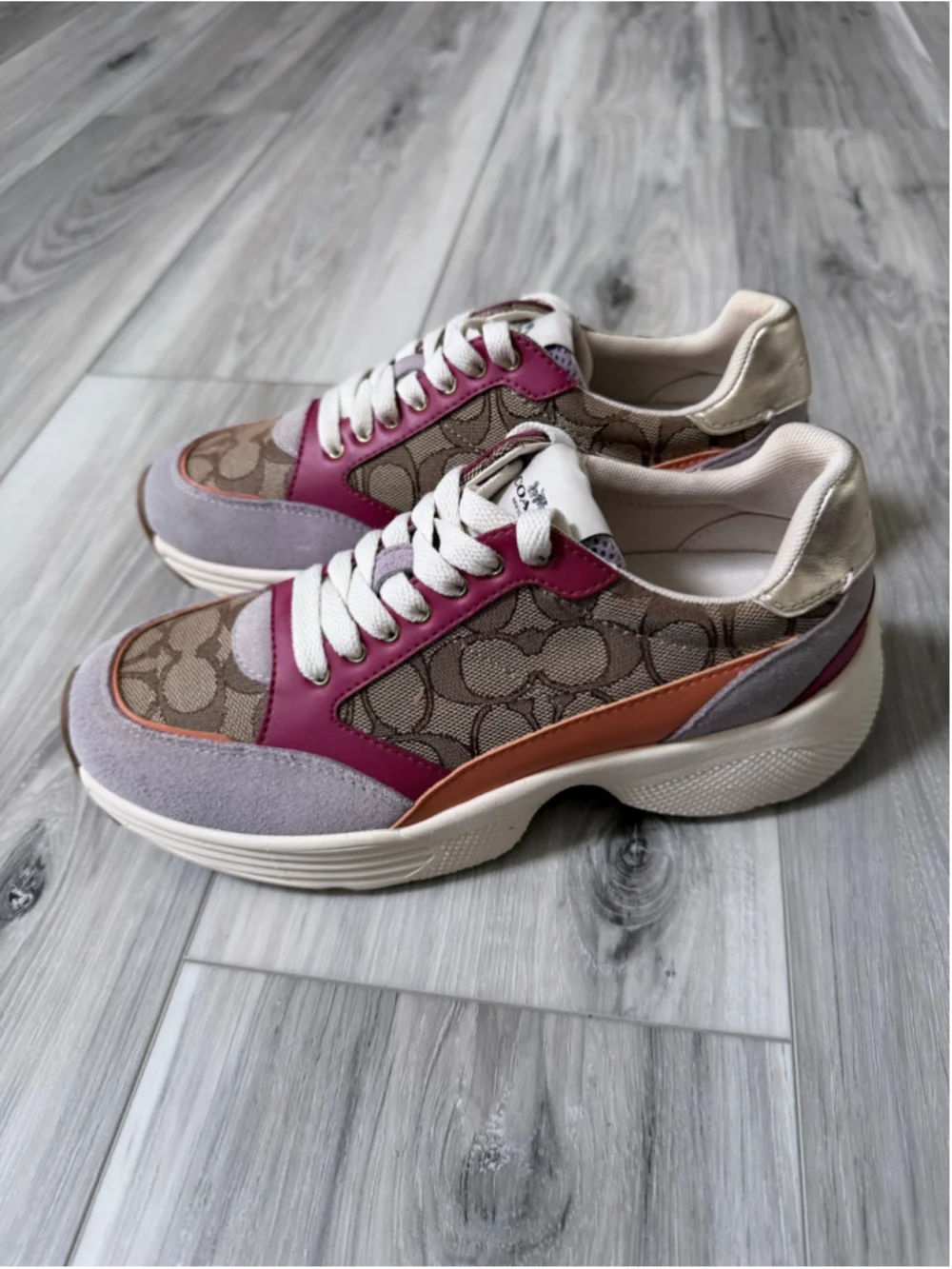 Coach C000 Women’s 7.5 Signature Canvas Suede Multicolor Platform Sneakers